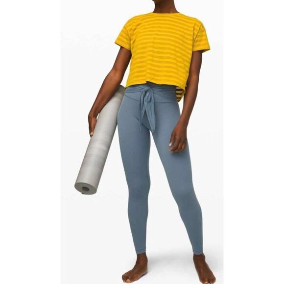 LULULEMON ATHLETICA Align Pant 28' 'Wrap Waist" in Blue Charcoal Size 10 - Picture 3 of 6